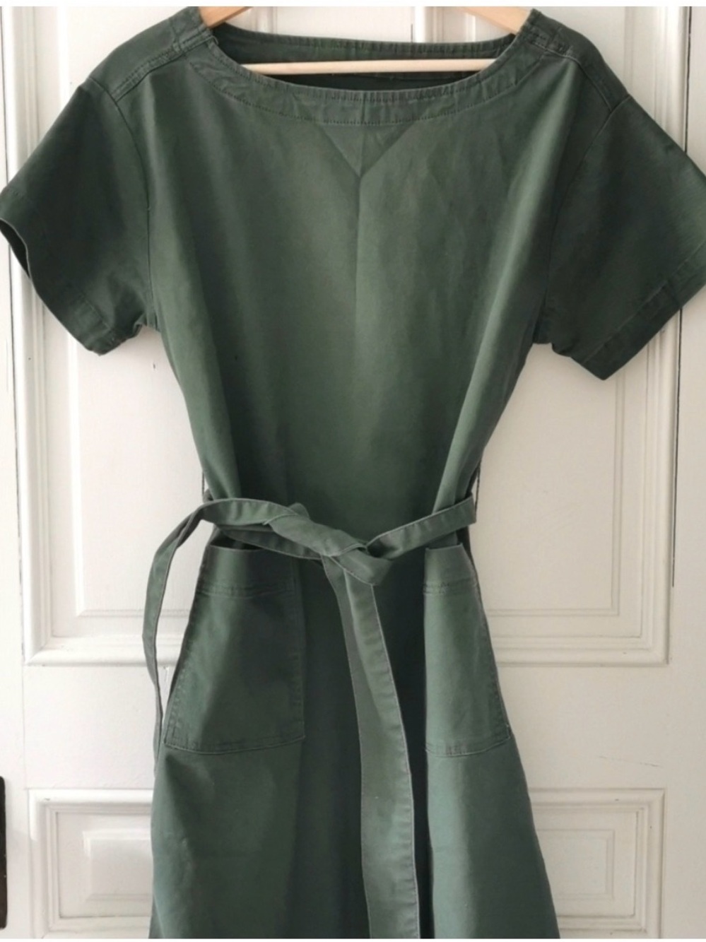 Women’s Army Green Belted Short-Sleeve Dress with Pockets